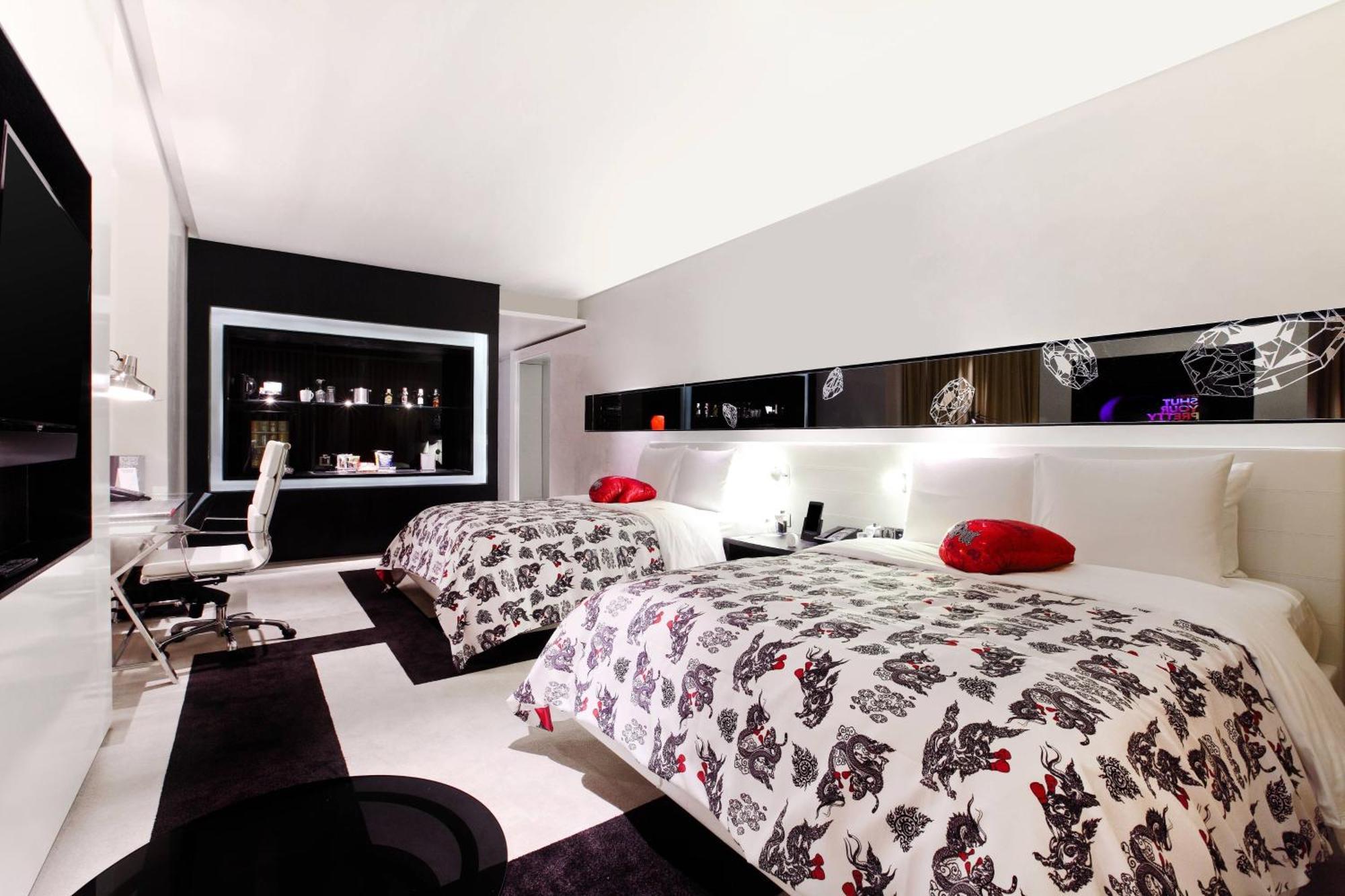 W Bangkok Hotel Exterior photo A room at the Mandarin Oriental, Barcelona