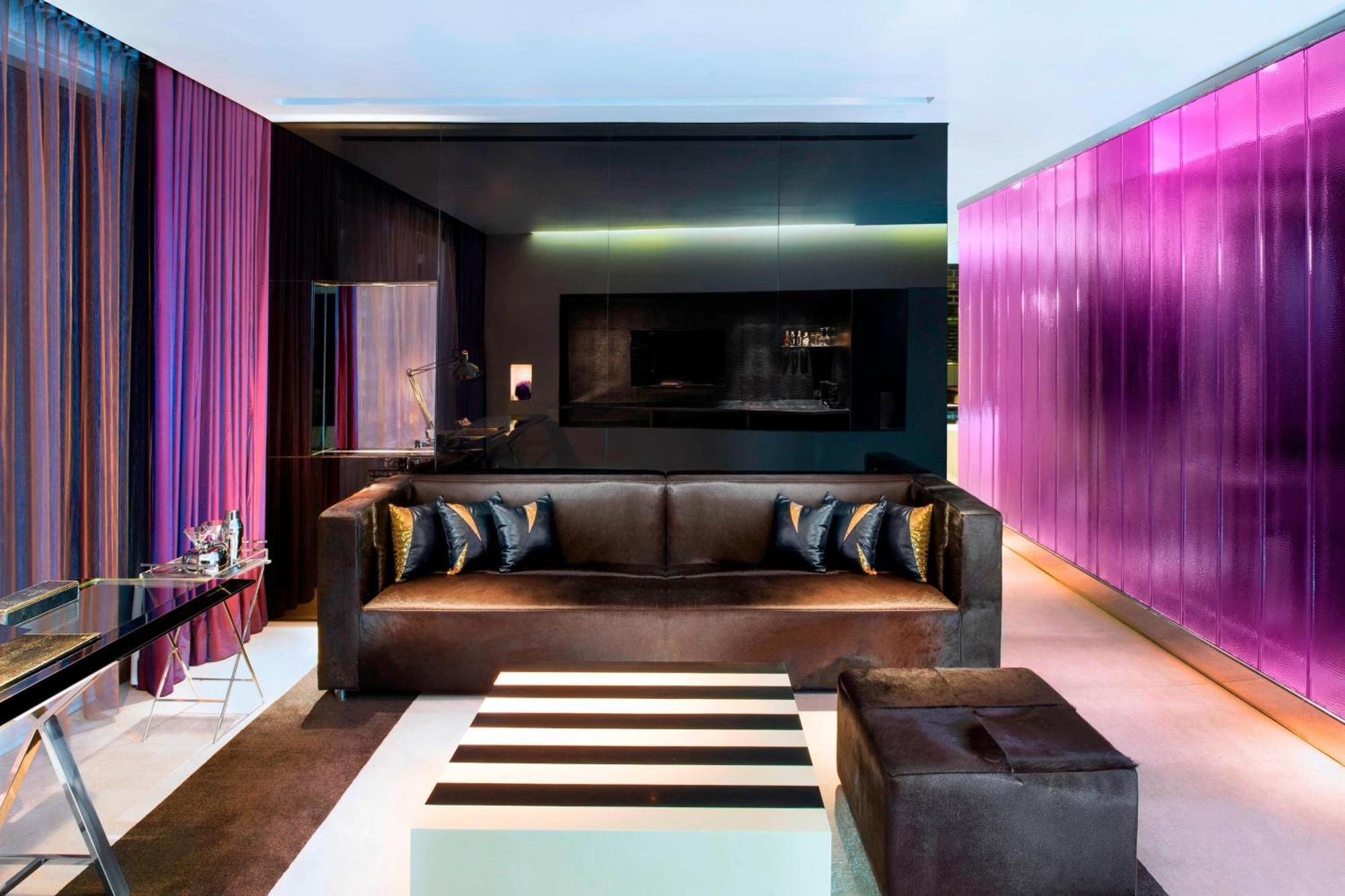 W Bangkok Hotel Exterior photo The living room of a suite at the W London